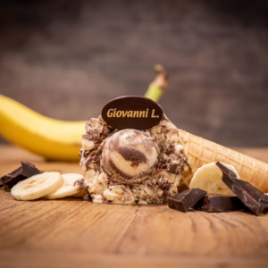 Cremiges Banane-Schokolade Eis bei Giovanni L. in den Designer Outlets Wolfsburg