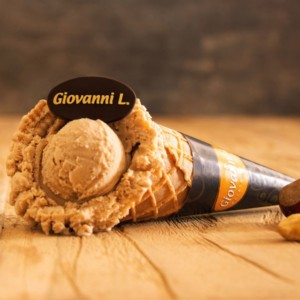 Cremiges Haselnuss Eis bei Giovanni L. in den Designer Outlets Wolfsburg